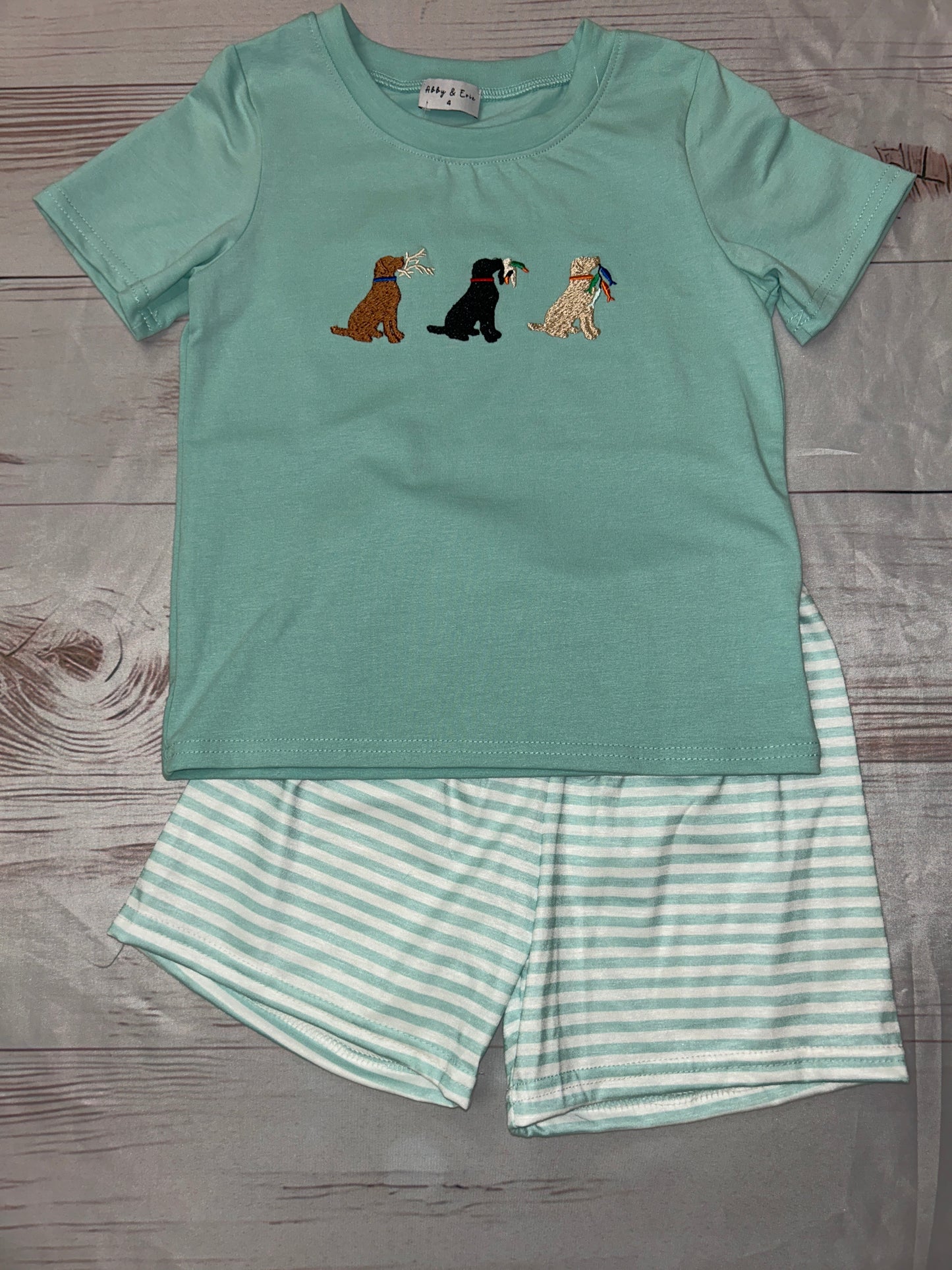 Abby & Evie Retriever’s 2-piece short set