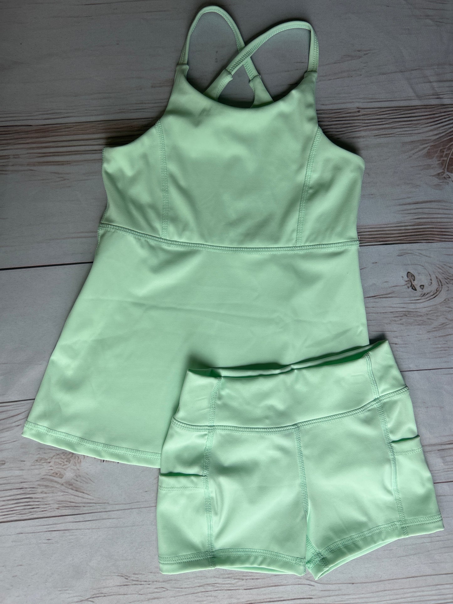 Green Athletic Set