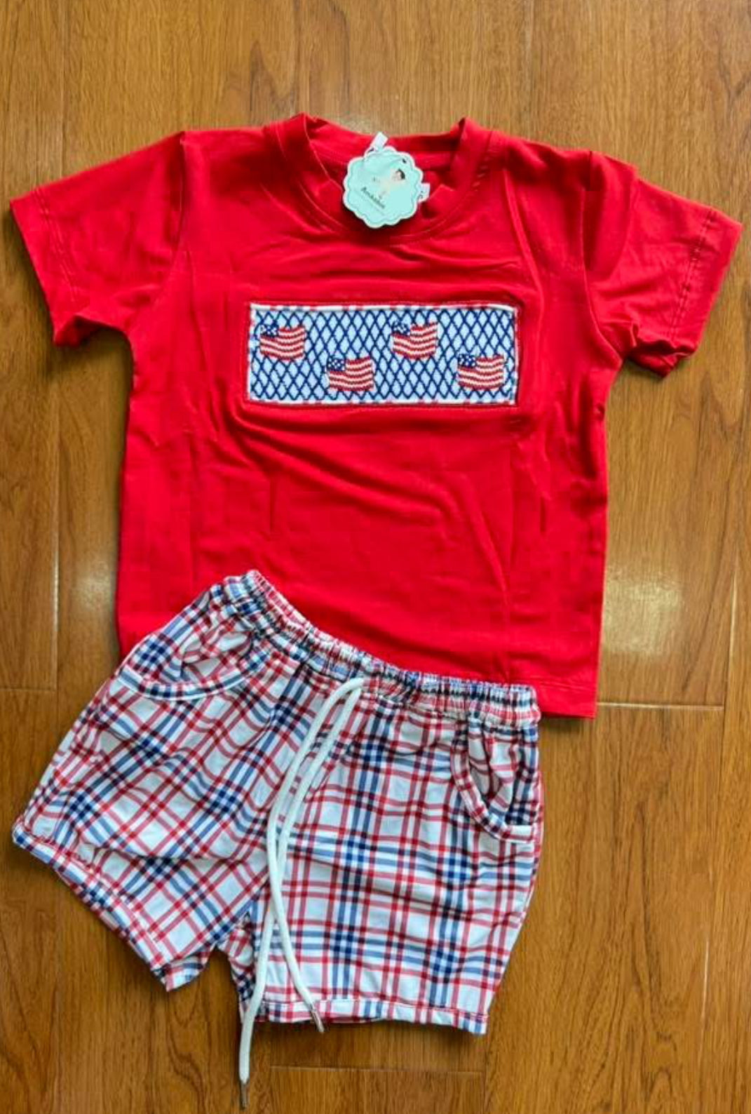 Ambabie Hand Smocked Boys Patriotic Flag 2 piece Set